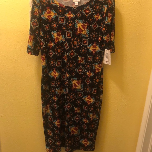 #37 Multicolor Aztec/ Geometric Julia - size Lg - Picture 2 of 4